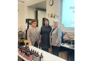 Phitofilos Professional ekologinen kampaamosarjan koulutus Helsingissä